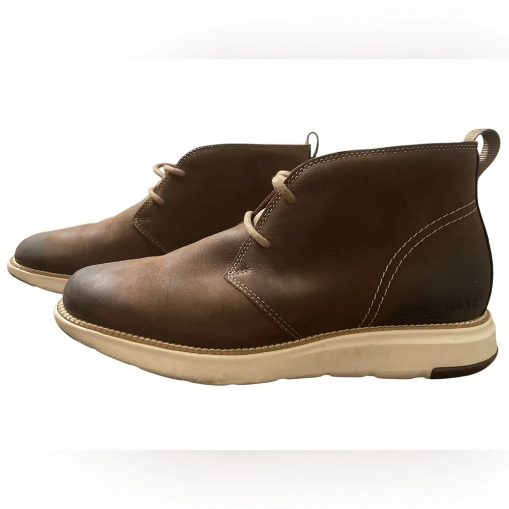 COLE HAAN Grand Atlantic Leather Chukka Boots - Picture 2 of 4